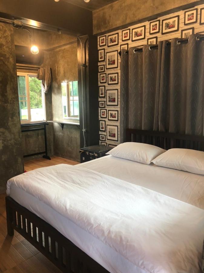 Club45 Hotel Kham Yai Екстериор снимка
