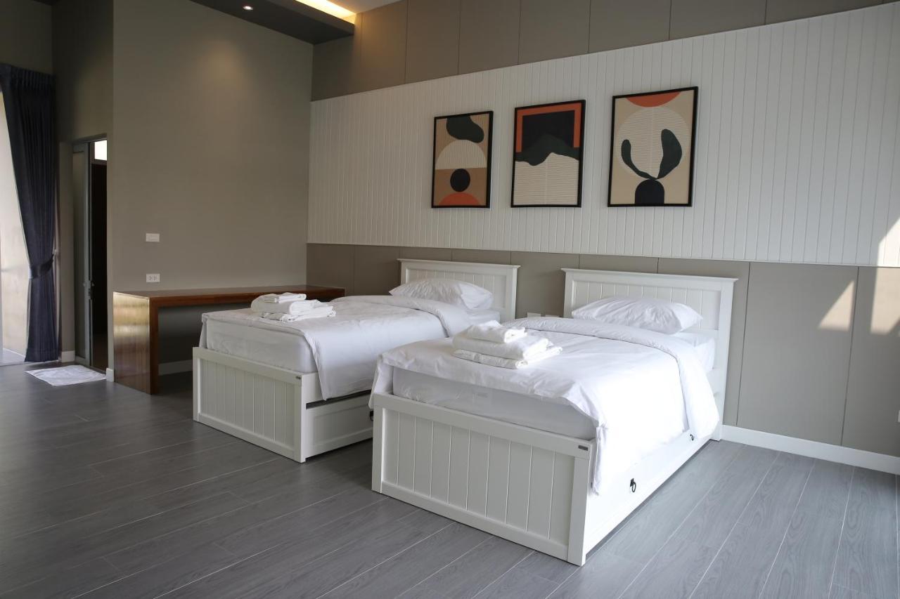 Club45 Hotel Kham Yai Екстериор снимка